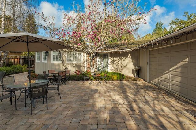 115 Southwood Drive, Palo Alto, CA 94301