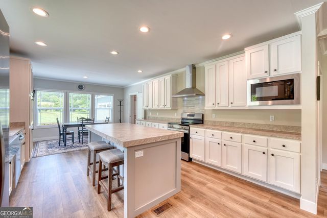 2514 Skeenah Gap Road, Suches, GA 30572