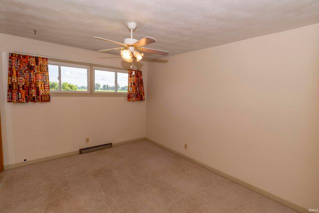 16180 Madison Road, South Bend, IN 46614