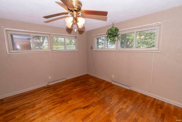 16180 Madison Road, South Bend, IN 46614