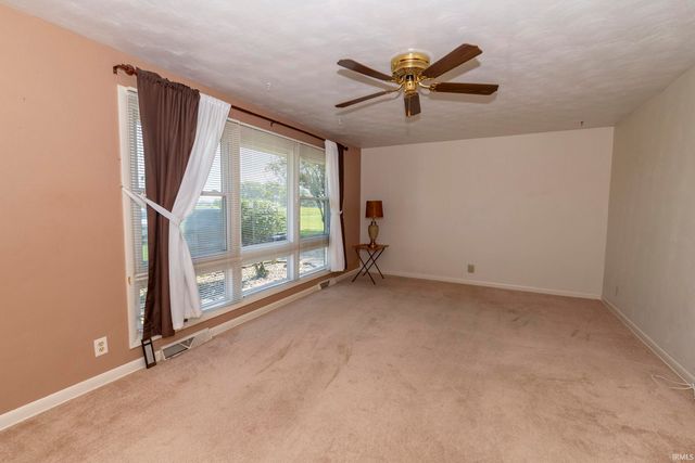 16180 Madison Road, South Bend, IN 46614