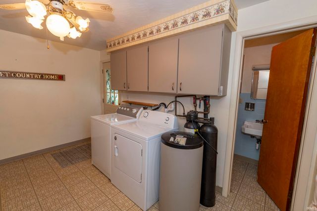 16180 Madison Road, South Bend, IN 46614