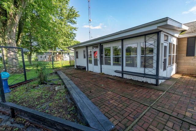 16180 Madison Road, South Bend, IN 46614