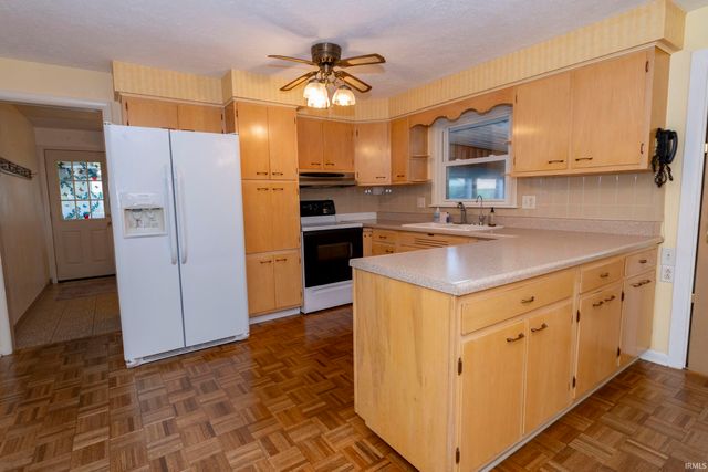 16180 Madison Road, South Bend, IN 46614
