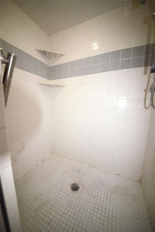 1224 NW 6th Place, Moore, OK 73170