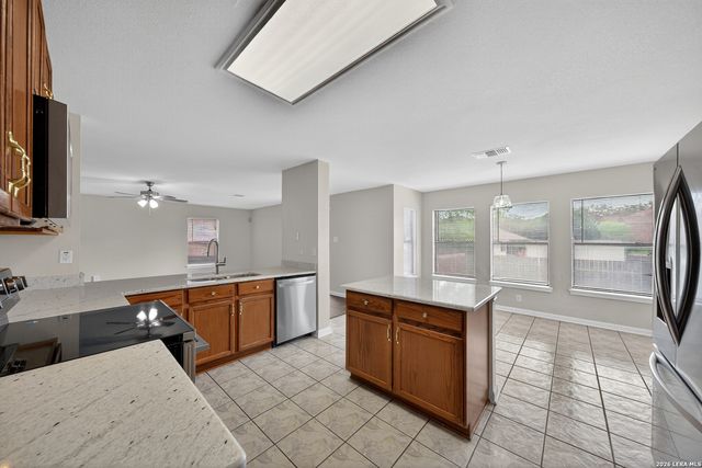 8614 Running Quail, San Antonio, TX 78250