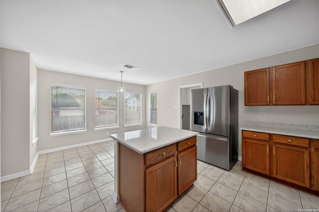 8614 Running Quail, San Antonio, TX 78250