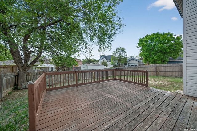 8614 Running Quail, San Antonio, TX 78250