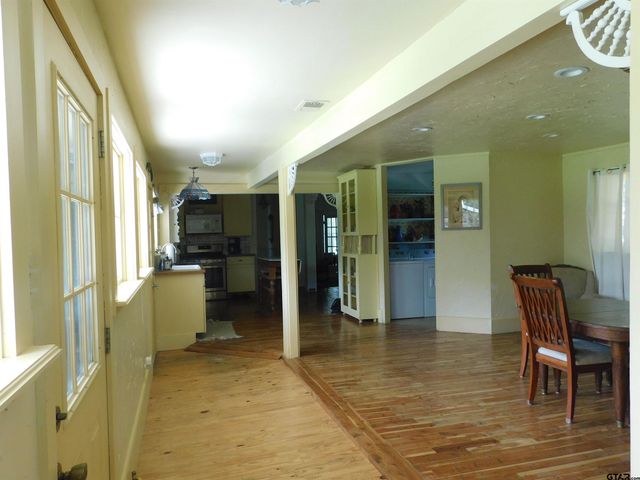 602 E NORTH ST, Lindale, TX 75771