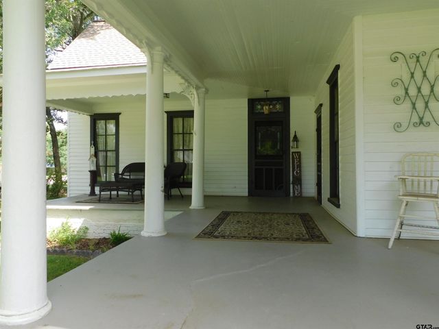 602 E NORTH ST, Lindale, TX 75771