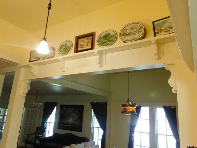 602 E NORTH ST, Lindale, TX 75771