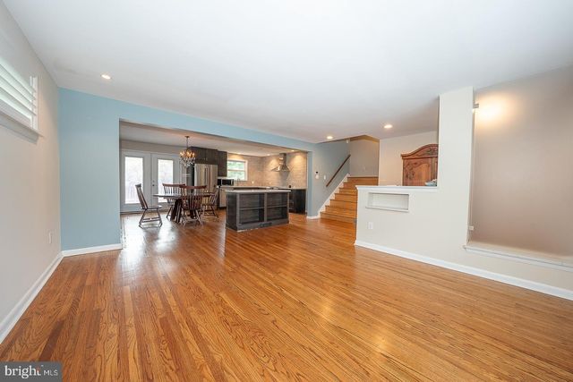 20 FAIRVIEW RD, Swarthmore, PA 19081