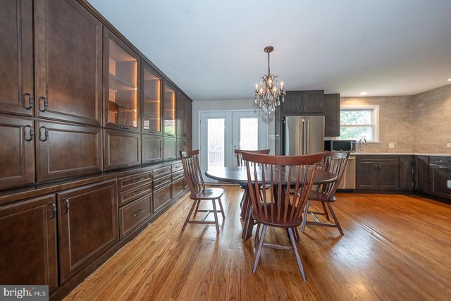 20 FAIRVIEW RD, Swarthmore, PA 19081