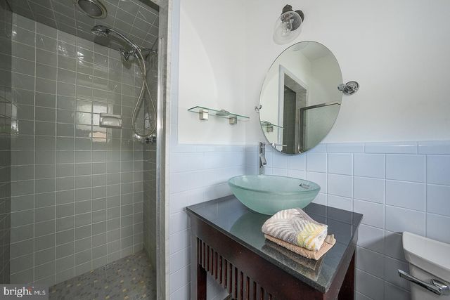 20 FAIRVIEW RD, Swarthmore, PA 19081