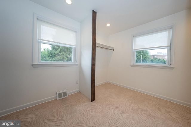 20 FAIRVIEW RD, Swarthmore, PA 19081