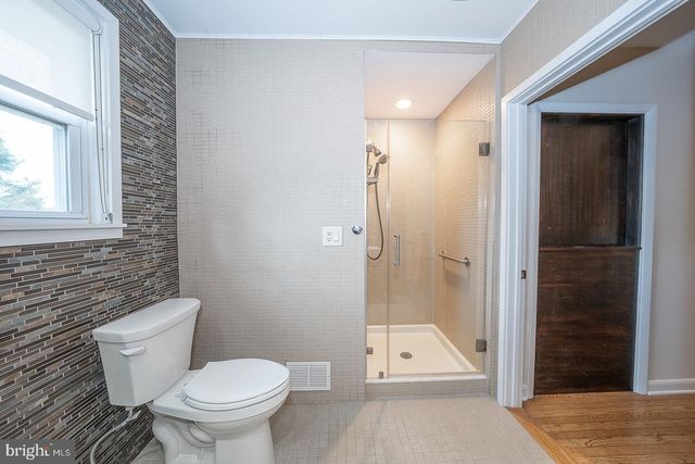 20 FAIRVIEW RD, Swarthmore, PA 19081