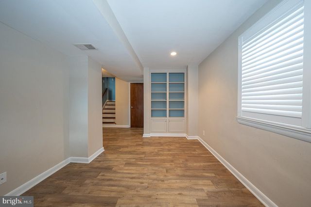 20 FAIRVIEW RD, Swarthmore, PA 19081
