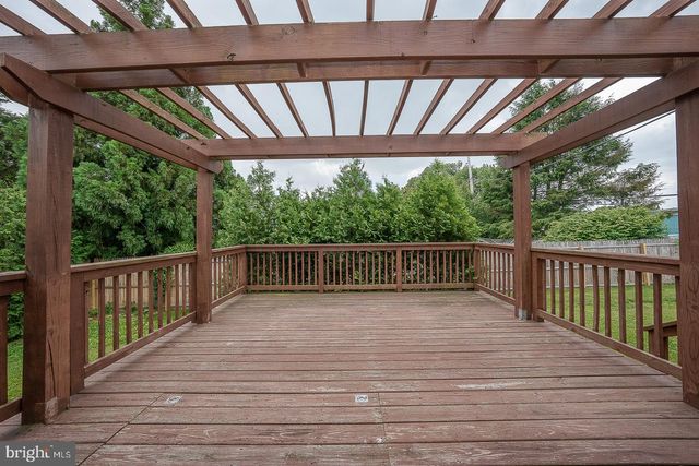 20 FAIRVIEW RD, Swarthmore, PA 19081