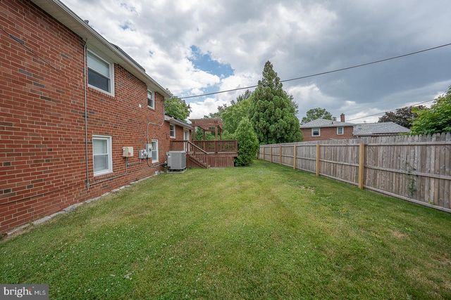 20 FAIRVIEW RD, Swarthmore, PA 19081