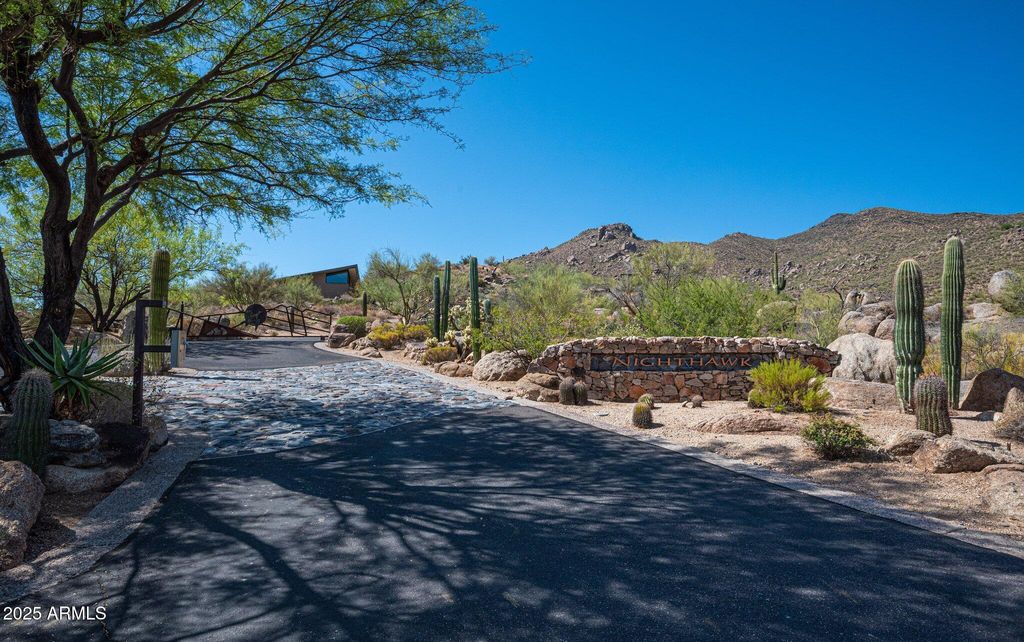 37207 N Nighthawk Way 5, Carefree, AZ 85377 — photo 2