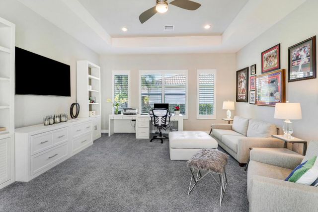 7754 Maywood Crest Drive, Palm Beach Gardens, FL 33412