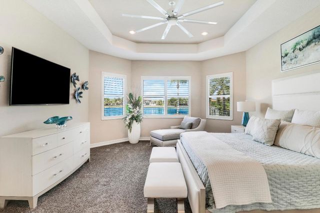 7754 Maywood Crest Drive, Palm Beach Gardens, FL 33412