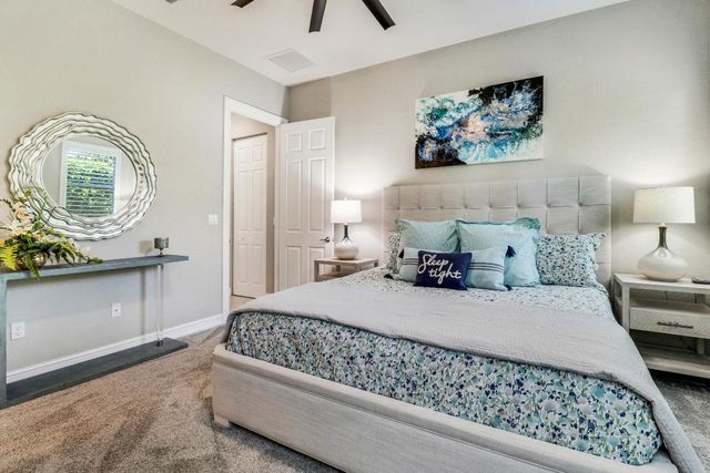 7754 Maywood Crest Drive, Palm Beach Gardens, FL 33412