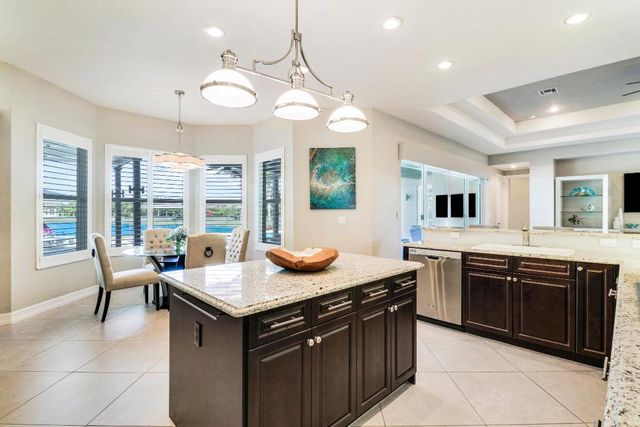 7754 Maywood Crest Drive, Palm Beach Gardens, FL 33412