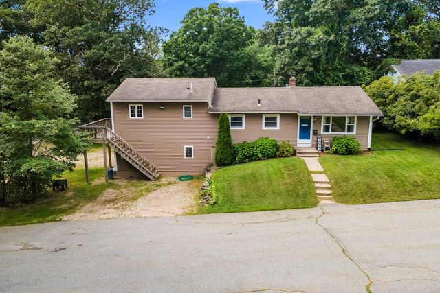 6 Pitcairn Ave, Leicester, MA 01524