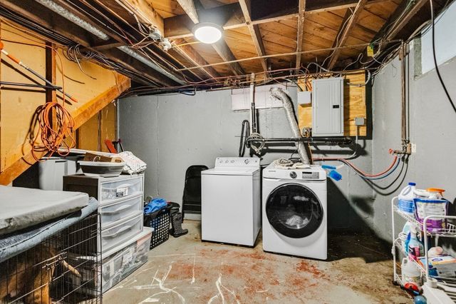 6 Pitcairn Ave, Leicester, MA 01524