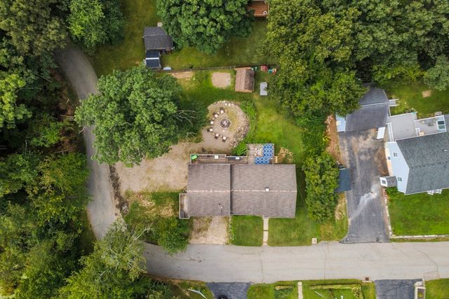 6 Pitcairn Ave, Leicester, MA 01524