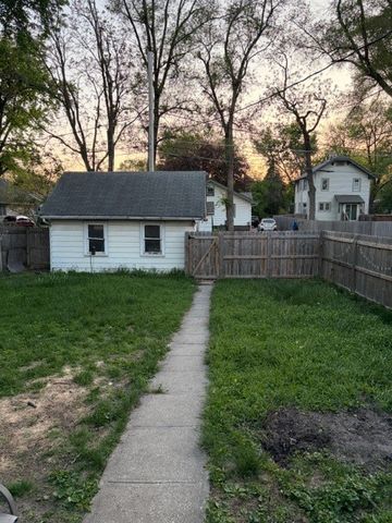 1632 E 14th Street, Des Moines, IA 50316