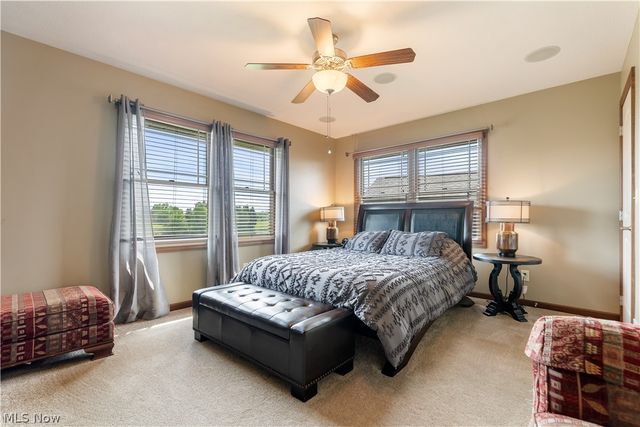 5850 Quarry Lake Drive SE, East Canton, OH 44730