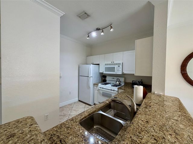 2723 VIA CAPRI 834, Clearwater, FL 33764