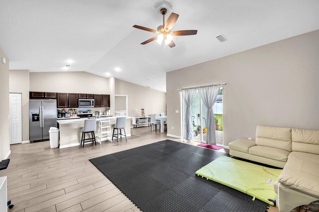 1220 SE NAVAJO Lane, Port St. Lucie, Port St Lucie, FL 34983