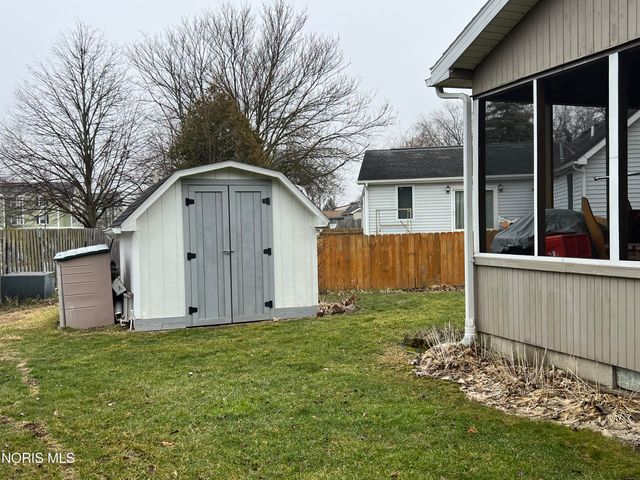 805 Vale Court, Bowling Green, OH 43402