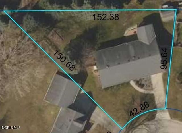 805 Vale Court, Bowling Green, OH 43402