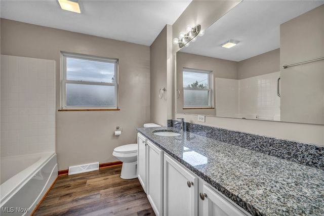 1685 E 29th Street, Lorain, OH 44055