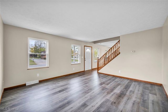 1685 E 29th Street, Lorain, OH 44055