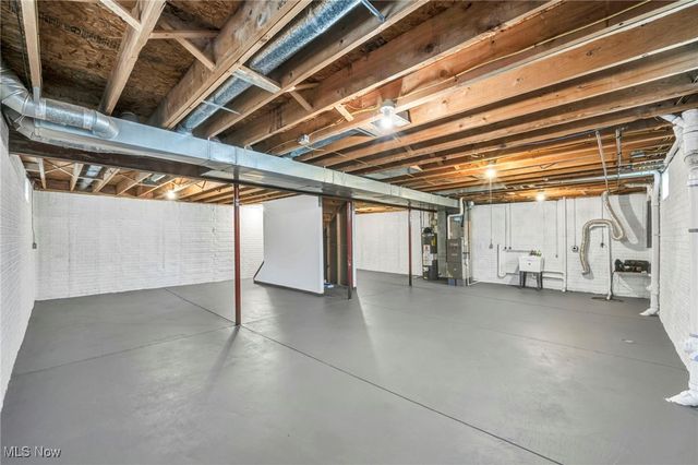 1685 E 29th Street, Lorain, OH 44055