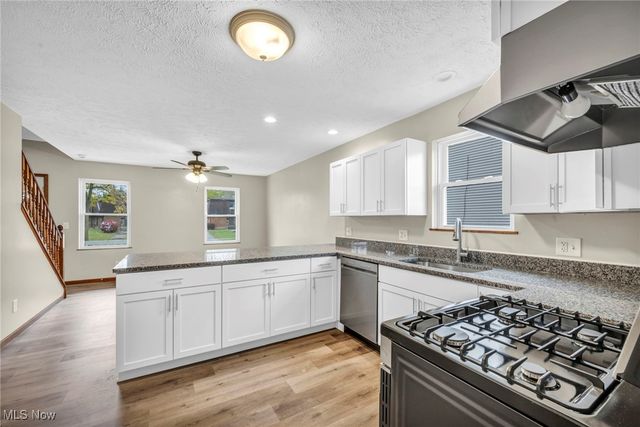 1685 E 29th Street, Lorain, OH 44055