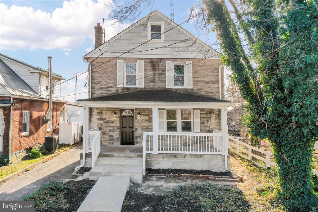 405 BOWERS ST, Martinsburg, WV 25401