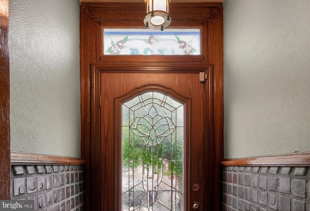 1325 E MONTGOMERY AVE, Philadelphia, PA 19125