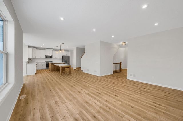 15812 Granada Avenue N, Hugo, MN 55038