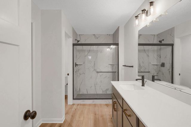 15812 Granada Avenue N, Hugo, MN 55038