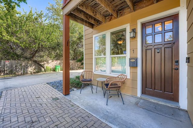 2709 E 13th ST, Austin, TX 78702