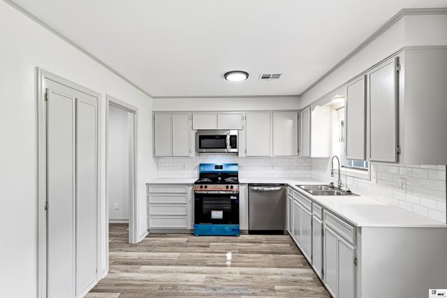 818 E RIMES CIRCLE, Monroe, LA 71201