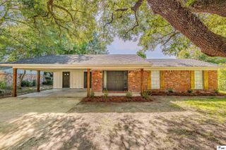 818 E RIMES CIRCLE, Monroe, LA 71201