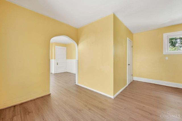 5140 Imwalle Avenue, St Bernard, OH 45217