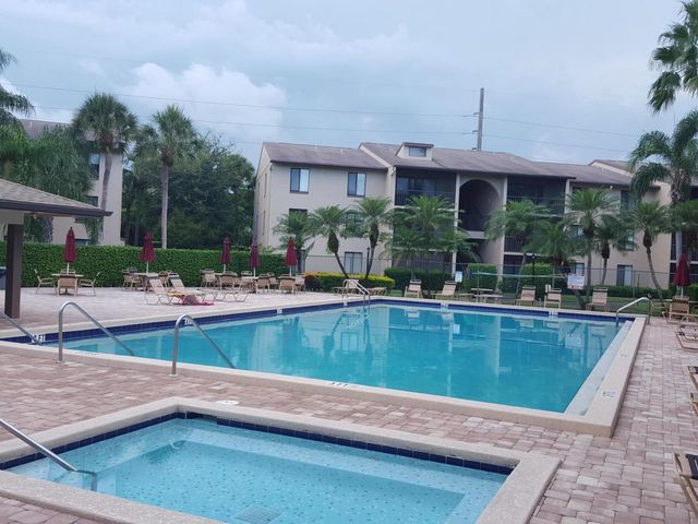 204 Foxtail Drive F2, Greenacres, FL 33415